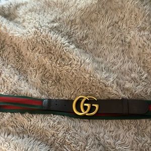 Gucci belt with dark brown leather